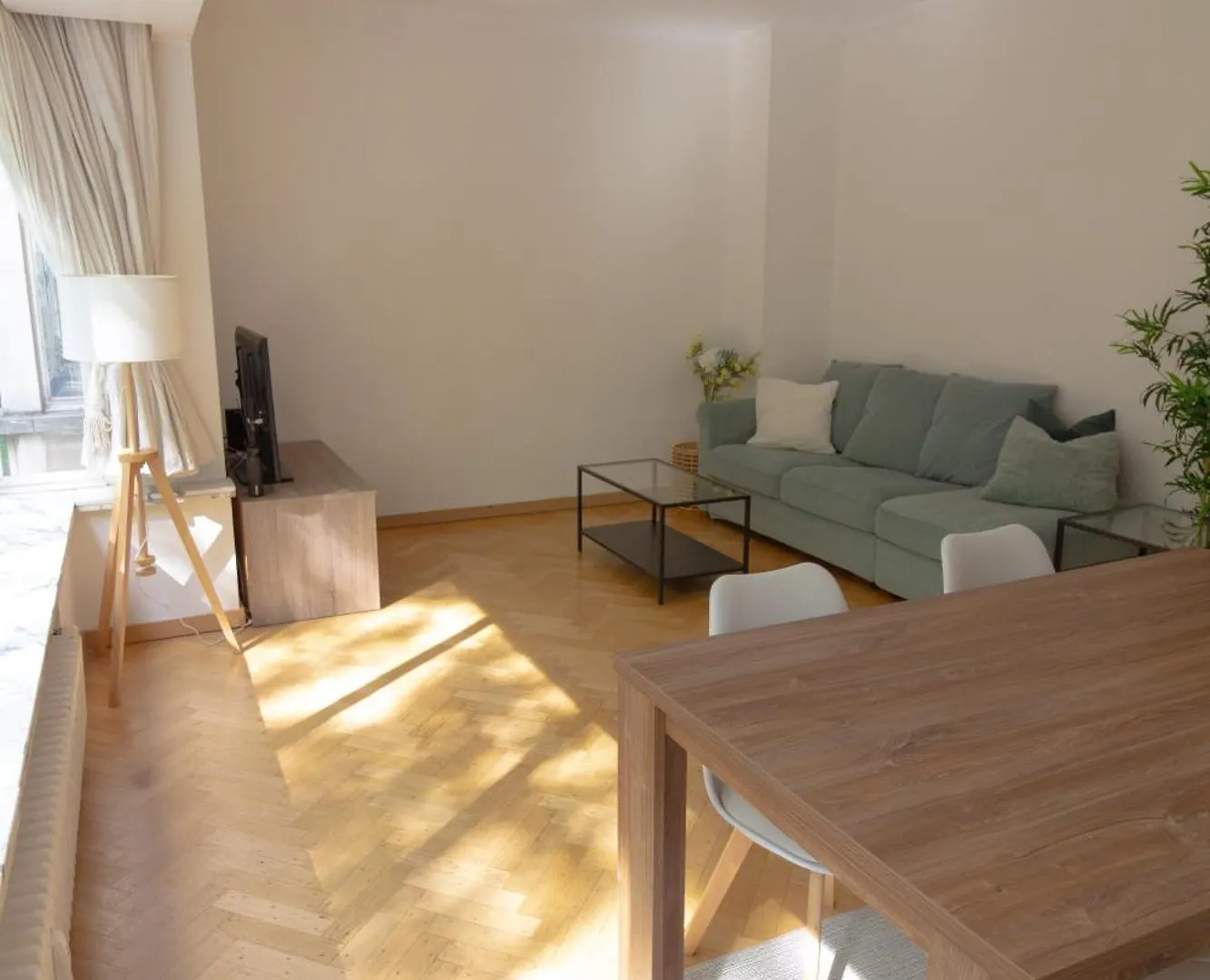 Aparthotel Moliere - Hue Connected Brussels Apartment